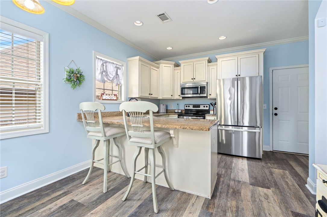 2902 ANDERSON LAKES CIRCLE