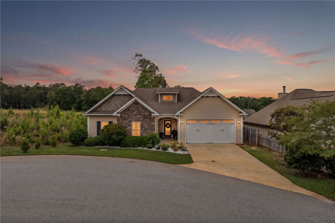 2902 ANDERSON LAKES CIRCLE