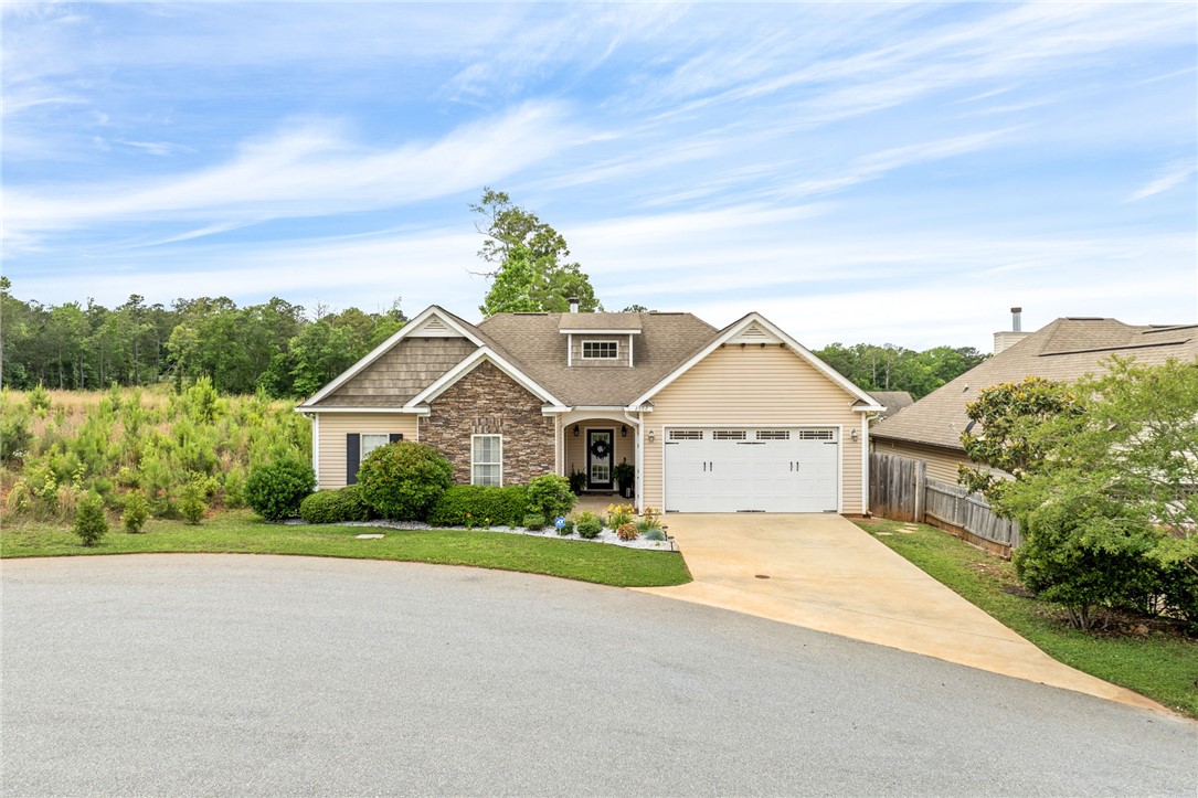 2902 ANDERSON LAKES CIRCLE