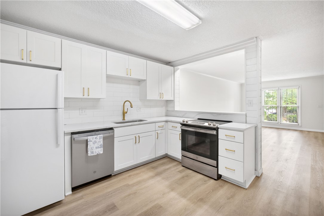 141 COX STREET 1