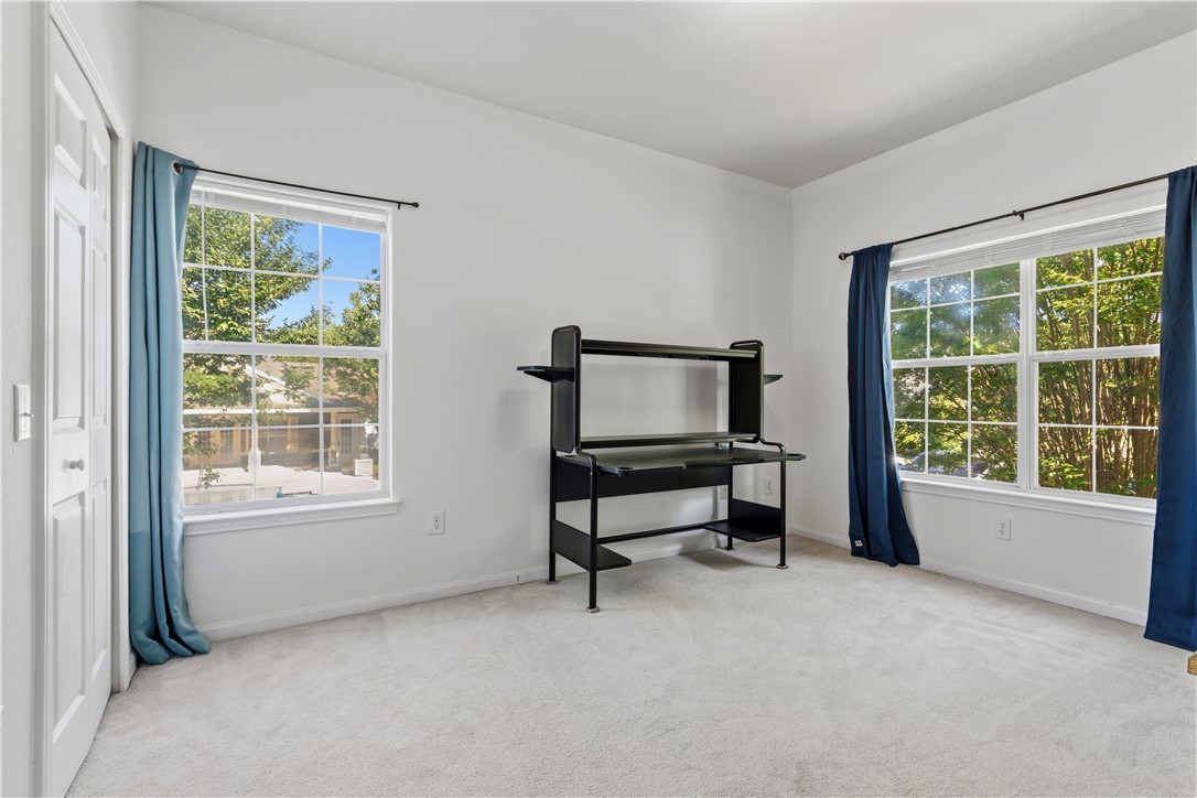 447 W LONGLEAF DRIVE 1001