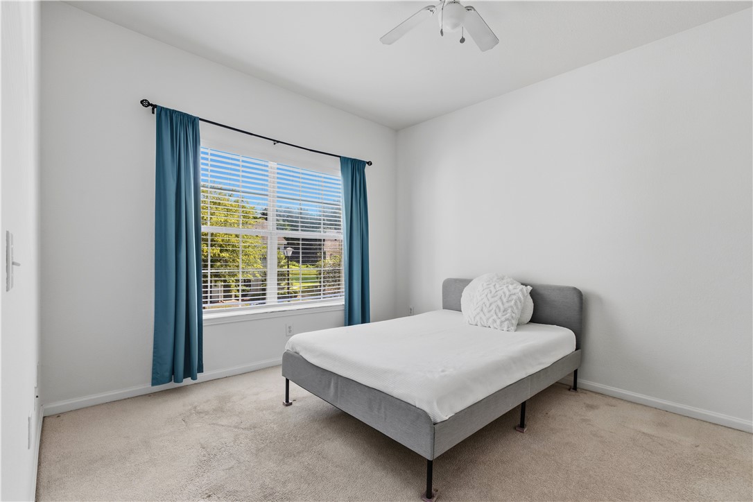 447 W LONGLEAF DRIVE 1001