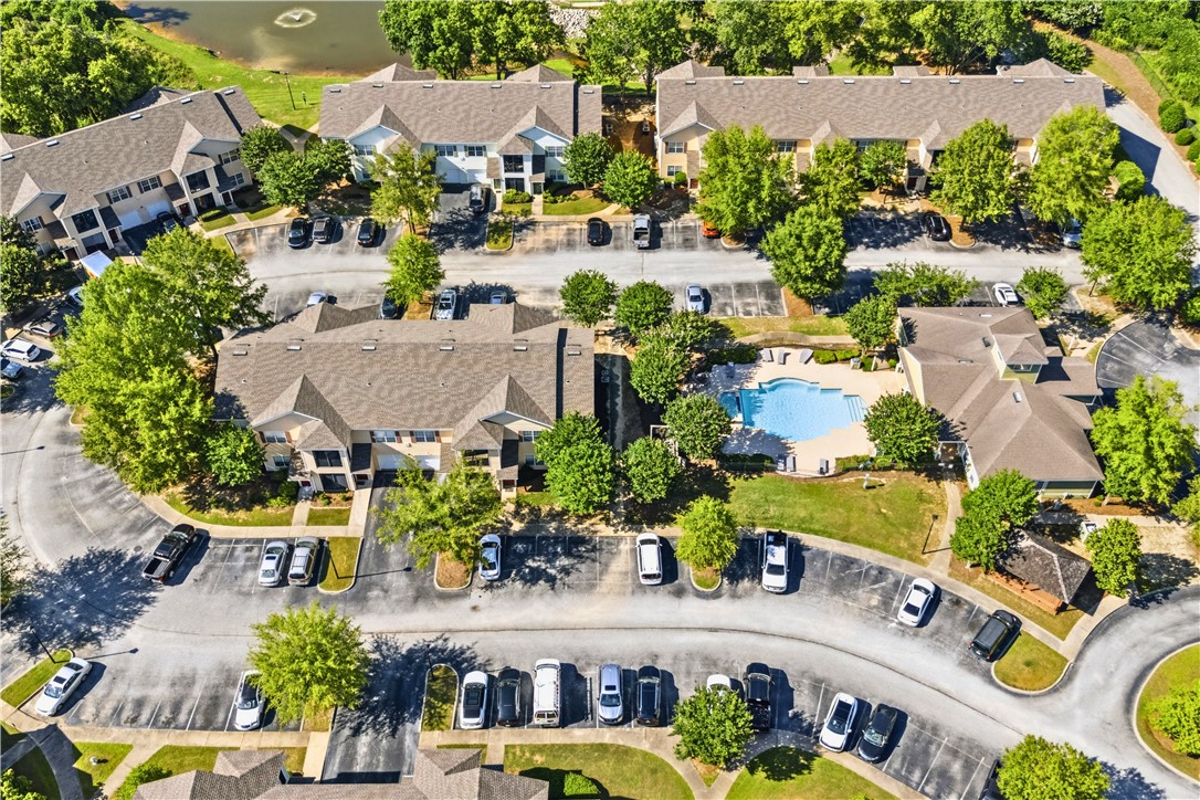 447 W LONGLEAF DRIVE 1001