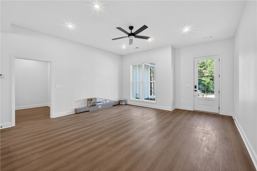 107 LEE ROAD 2058 N/A