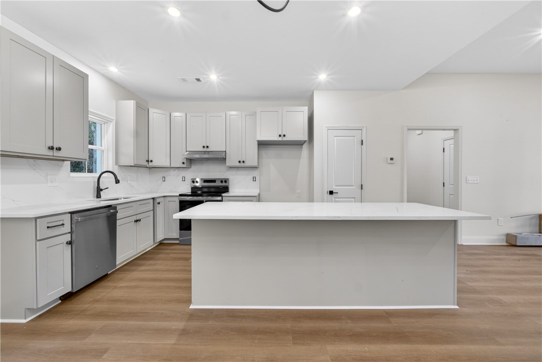 107 LEE ROAD 2058 N/A