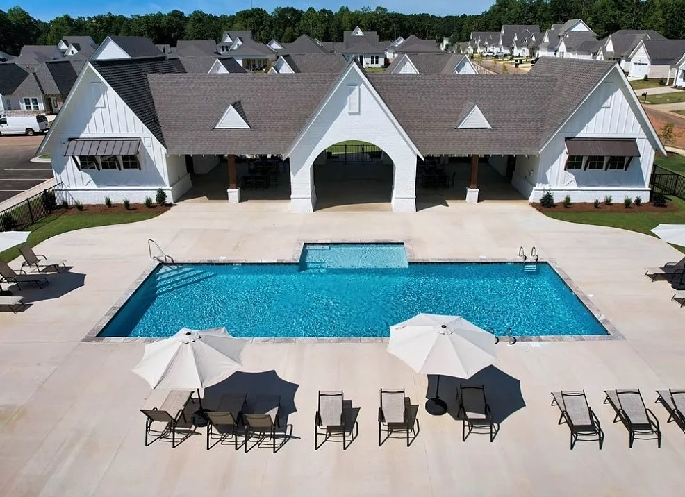 1073 BURROW CIRCLE