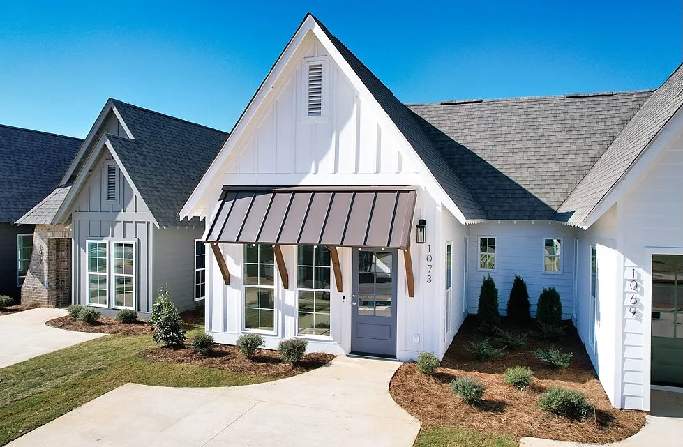 1073 BURROW CIRCLE