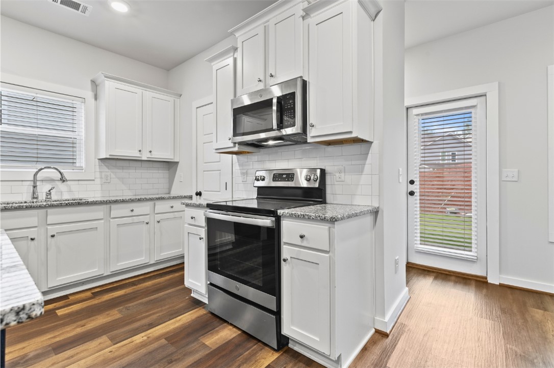 416 JACK HAMPTON DRIVE