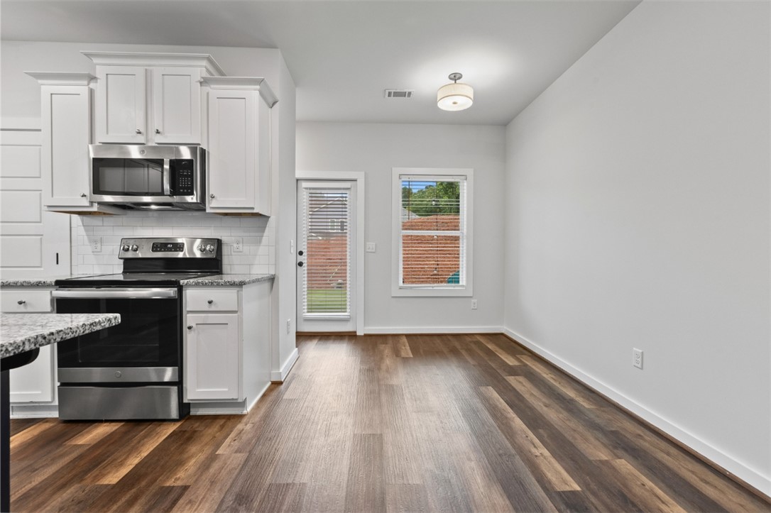 416 JACK HAMPTON DRIVE