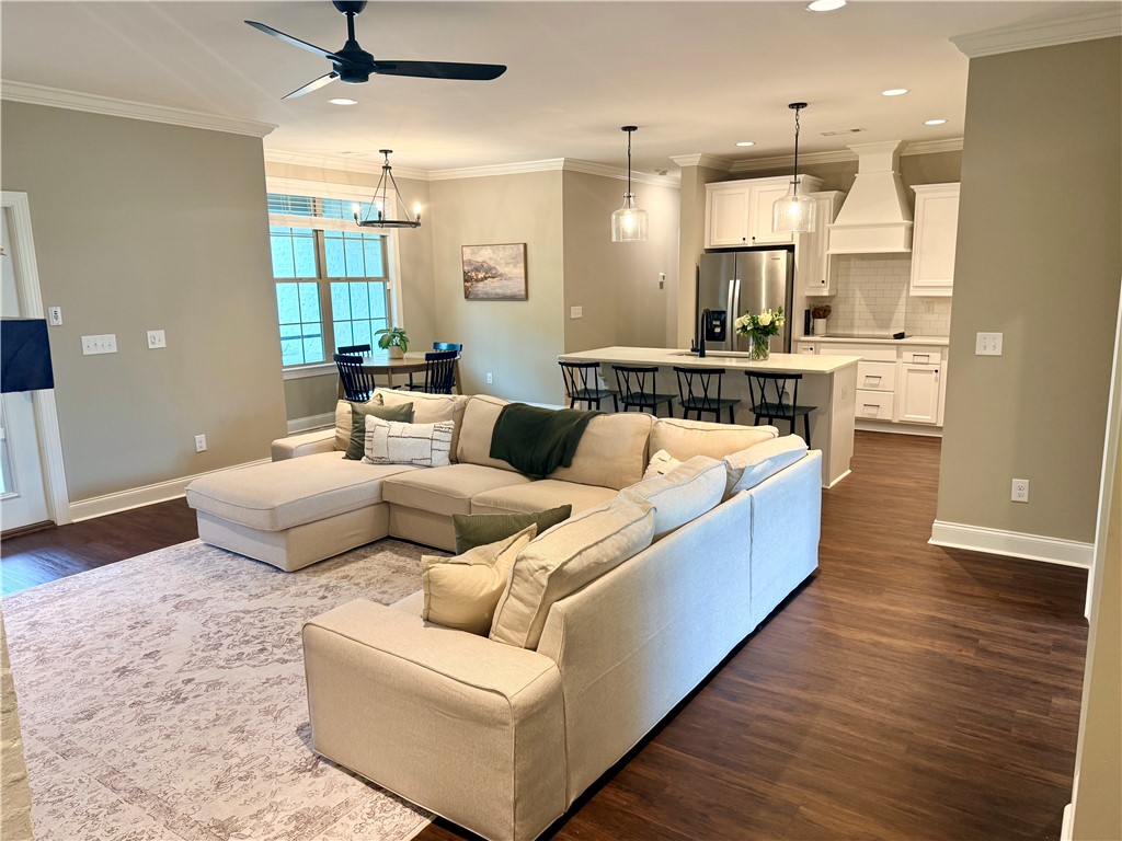 144 VINEYARD COURT