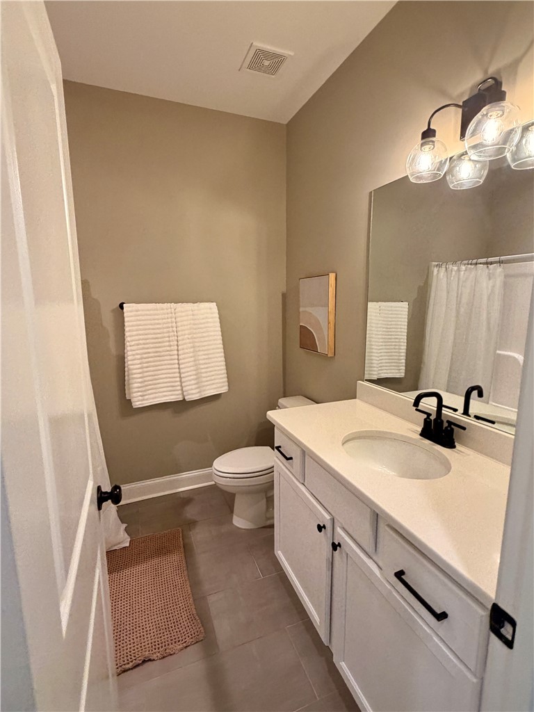 144 VINEYARD COURT