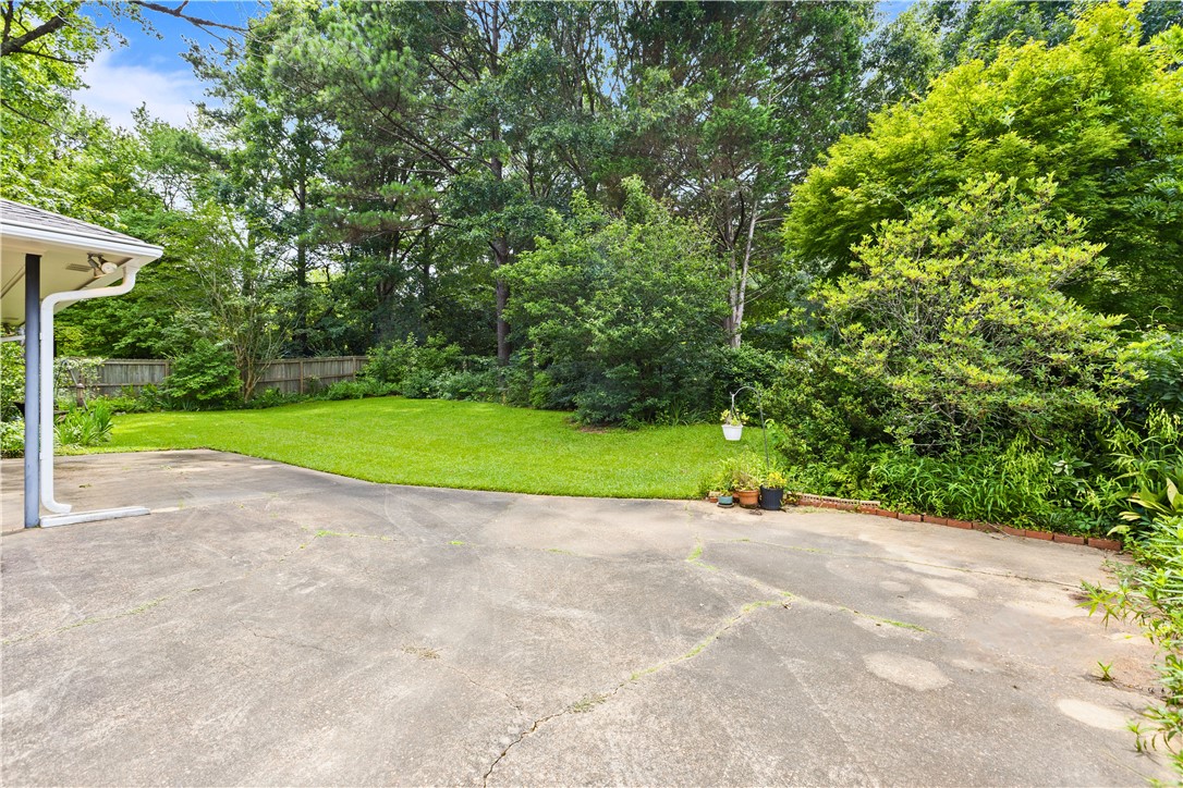317 WINDSOR DRIVE
