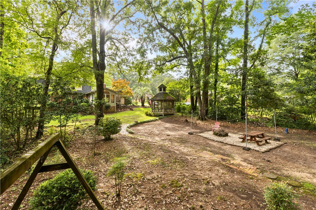 1217 FERNDALE DRIVE