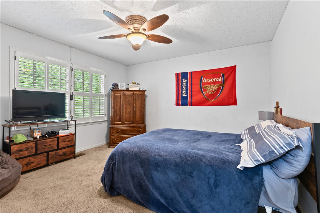 1217 FERNDALE DRIVE