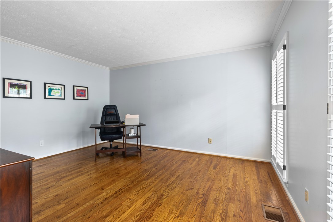 1217 FERNDALE DRIVE