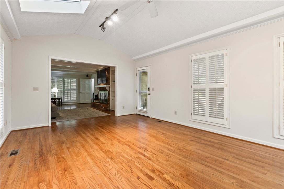 1217 FERNDALE DRIVE