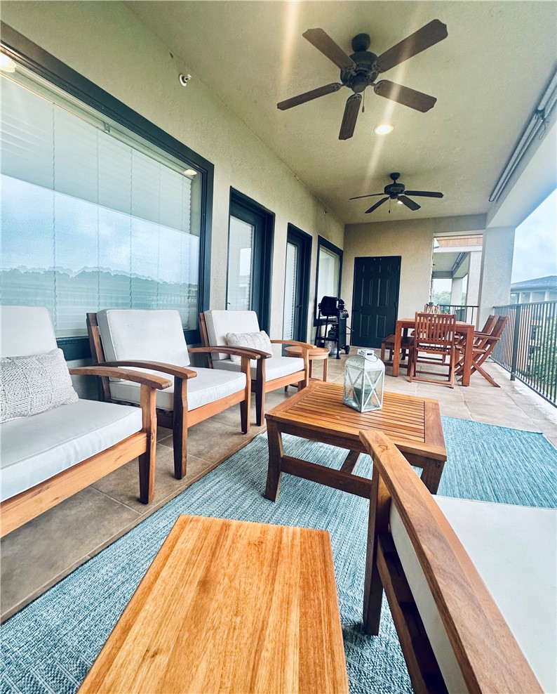 48 STONEVIEW SUMMIT COURT