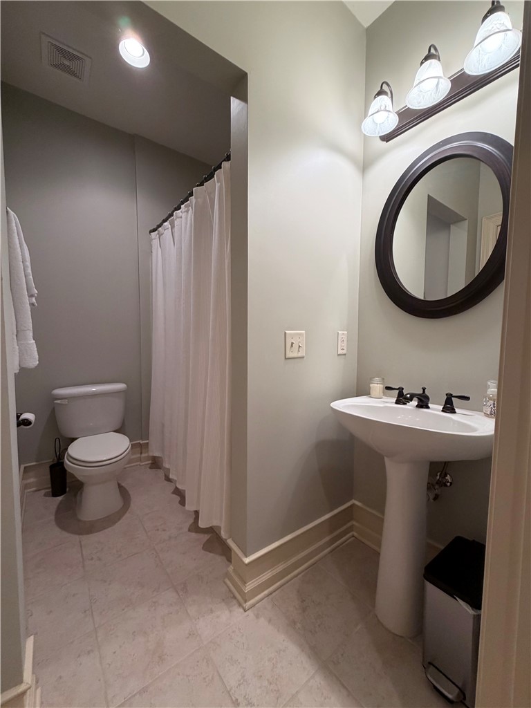 48 STONEVIEW SUMMIT COURT
