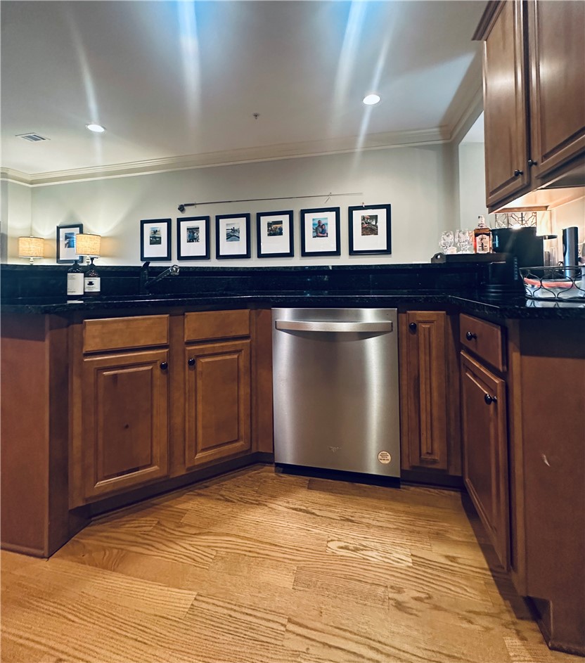 48 STONEVIEW SUMMIT COURT