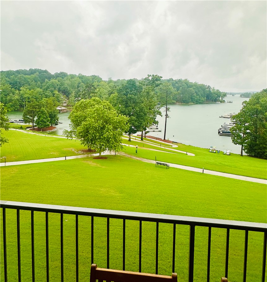 48 STONEVIEW SUMMIT COURT