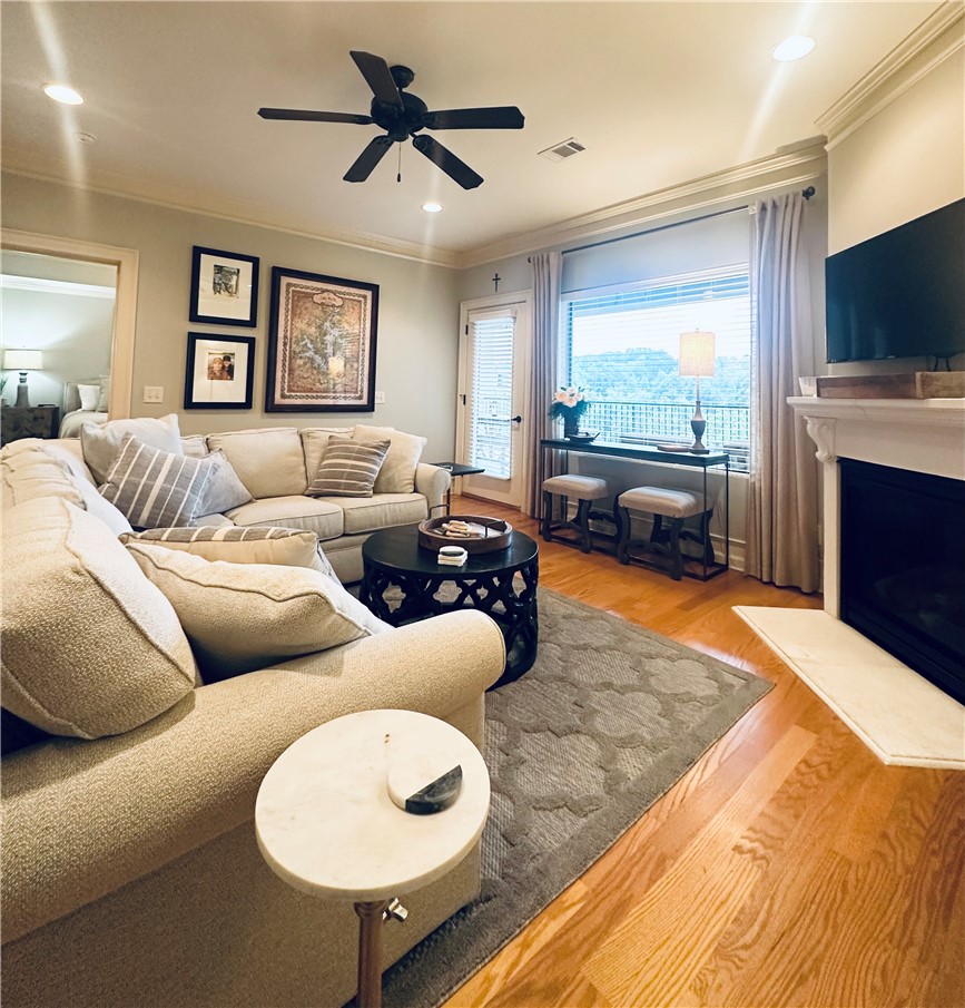 48 STONEVIEW SUMMIT COURT