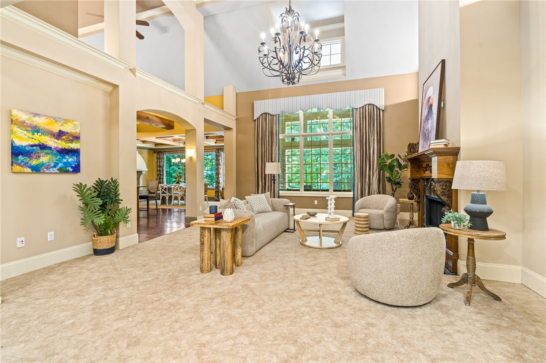1843 FAIRWAY DRIVE