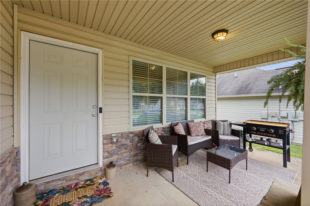 2717 BRITTANY LANE