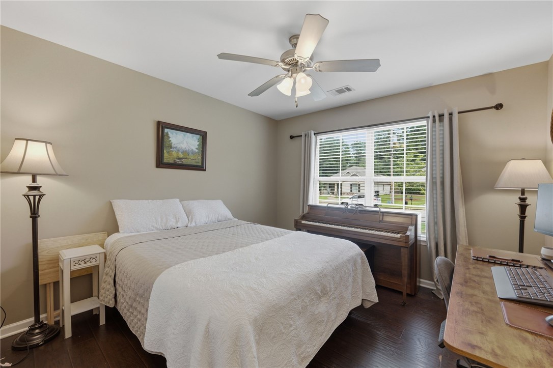 2717 BRITTANY LANE