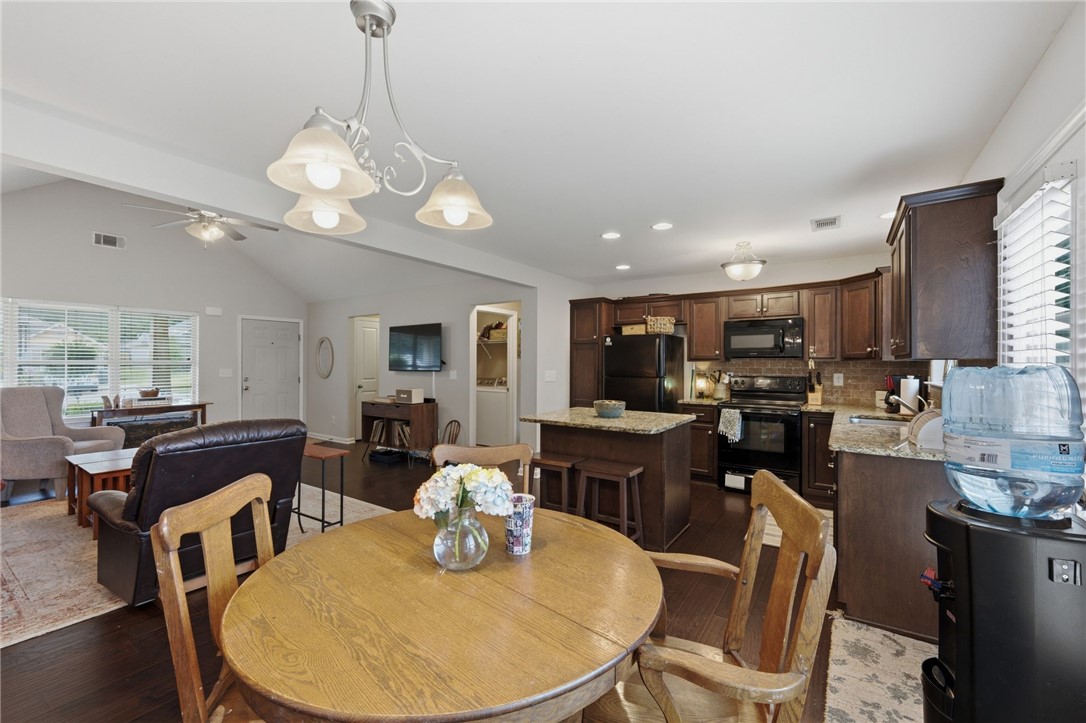 2717 BRITTANY LANE