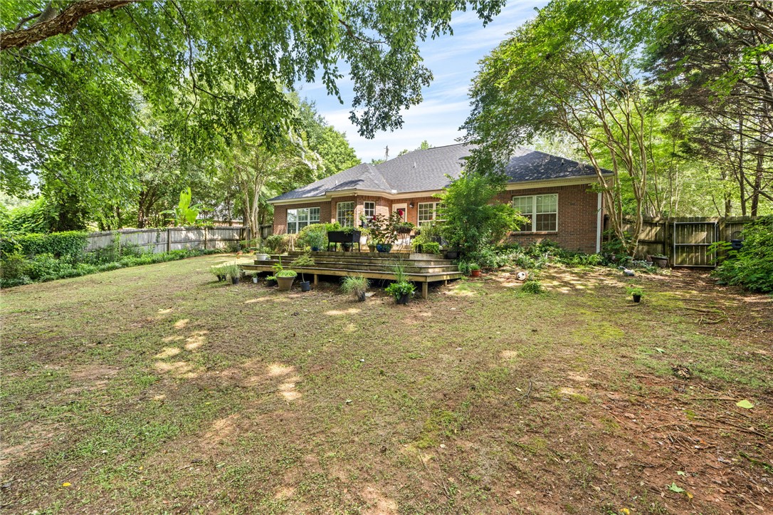 110 N CEDARBROOK DRIVE