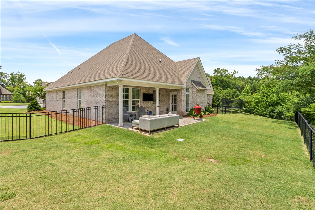 1732 OVERHILL COURT