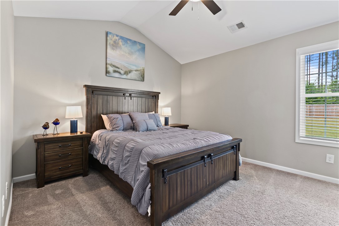 887 W RICHLAND CIRCLE