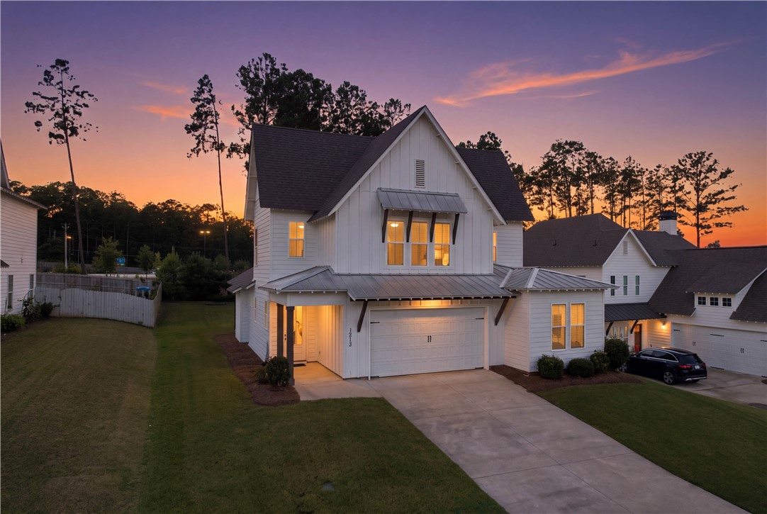 1213 RUTH WAY