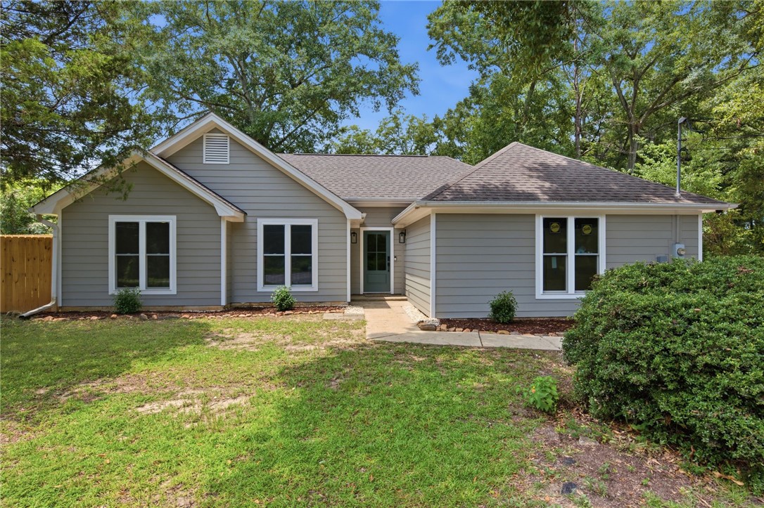 1424 AZALEA DRIVE