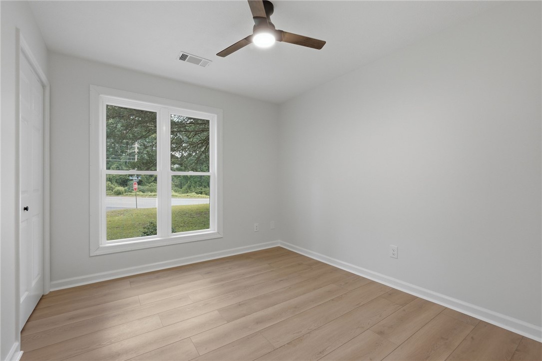 1424 AZALEA DRIVE