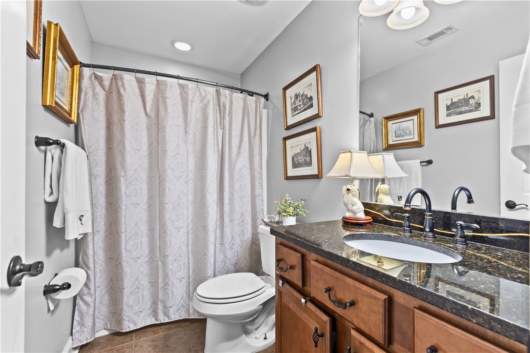 810 COTSWOLD WAY
