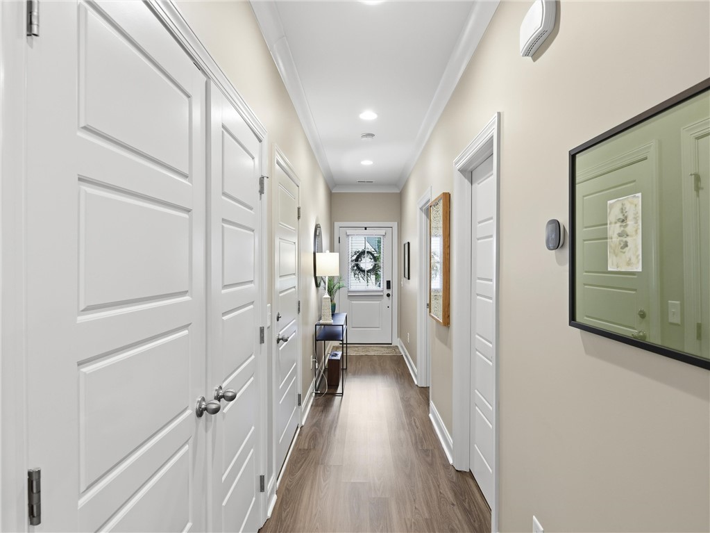 545 CLOVERDALE DRIVE