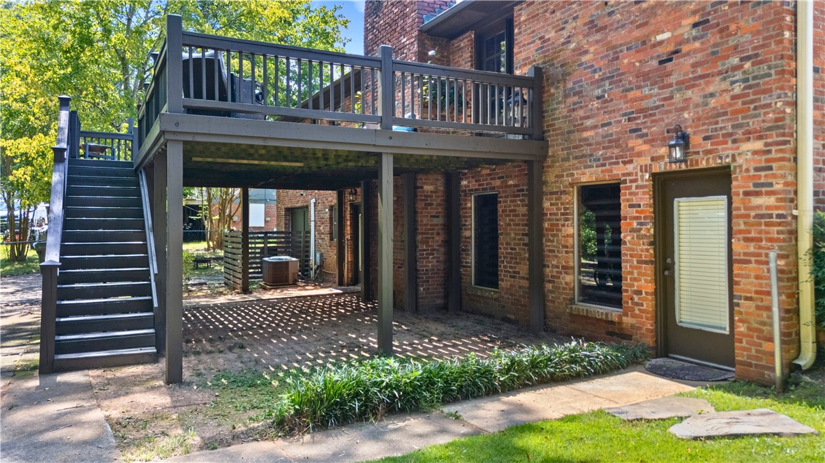 801 N 10TH STREET