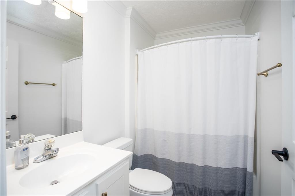 1114 S COLLEGE STREET 4-102