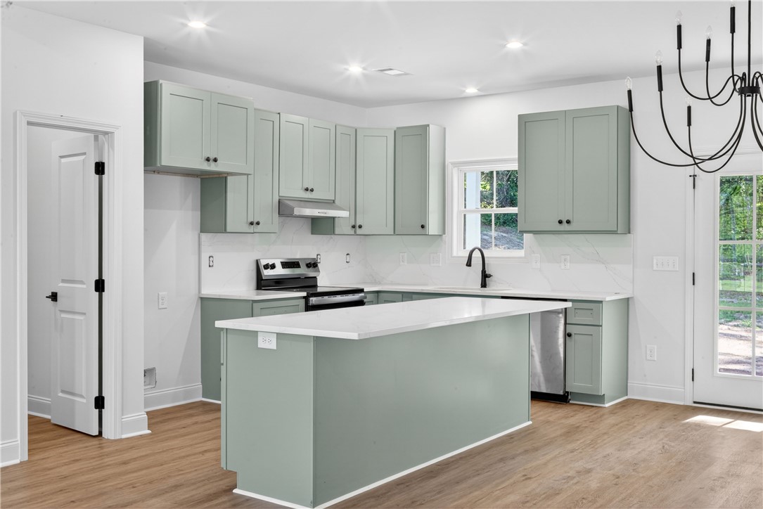 75 LEE ROAD 2058 N/A