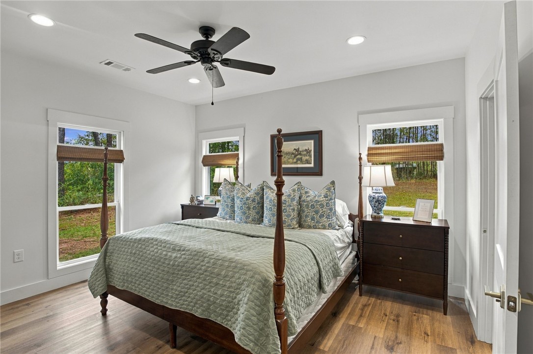 263 MOONEY HOLLOW ROAD