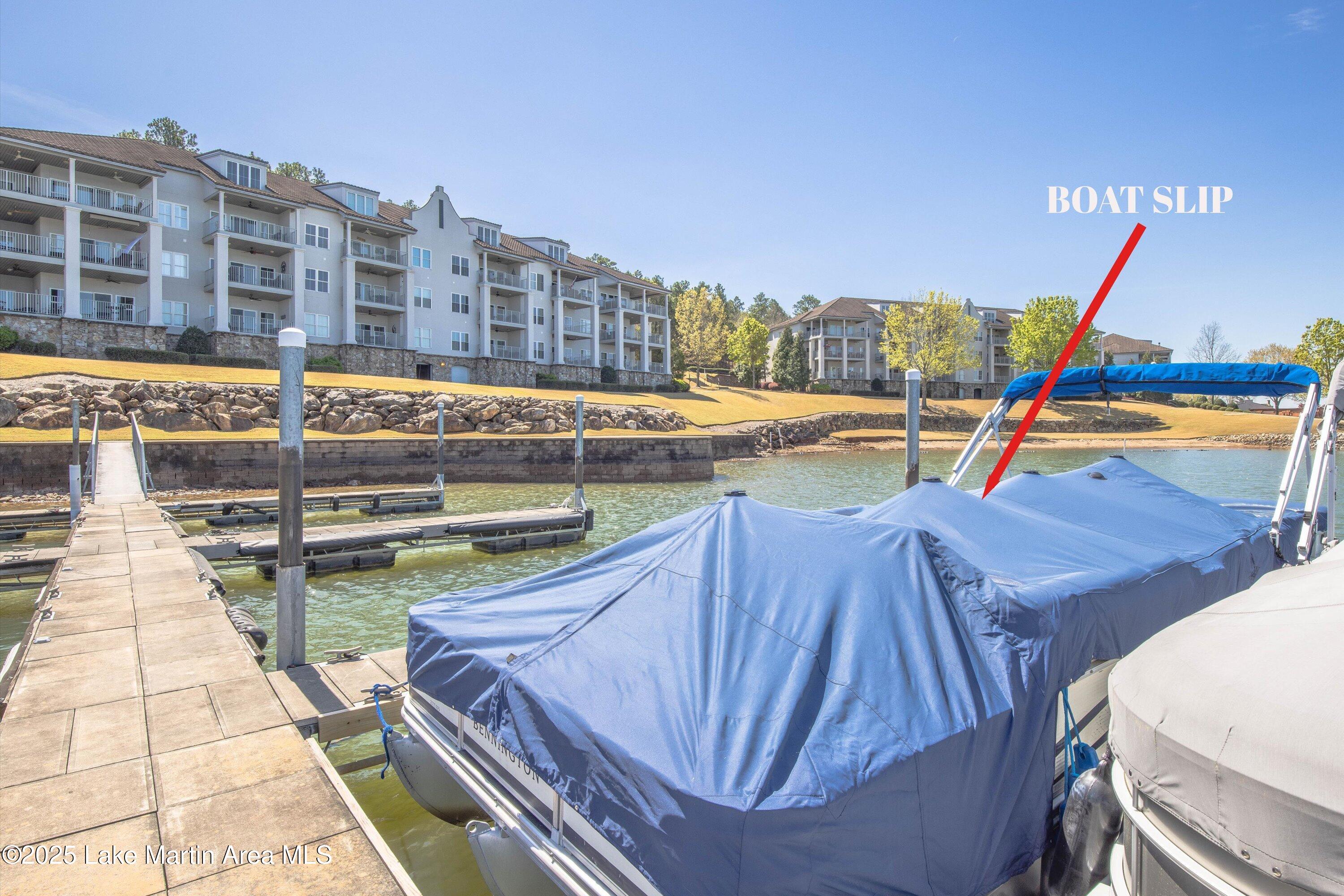 90 Crowne Pointe Rd Unit 205