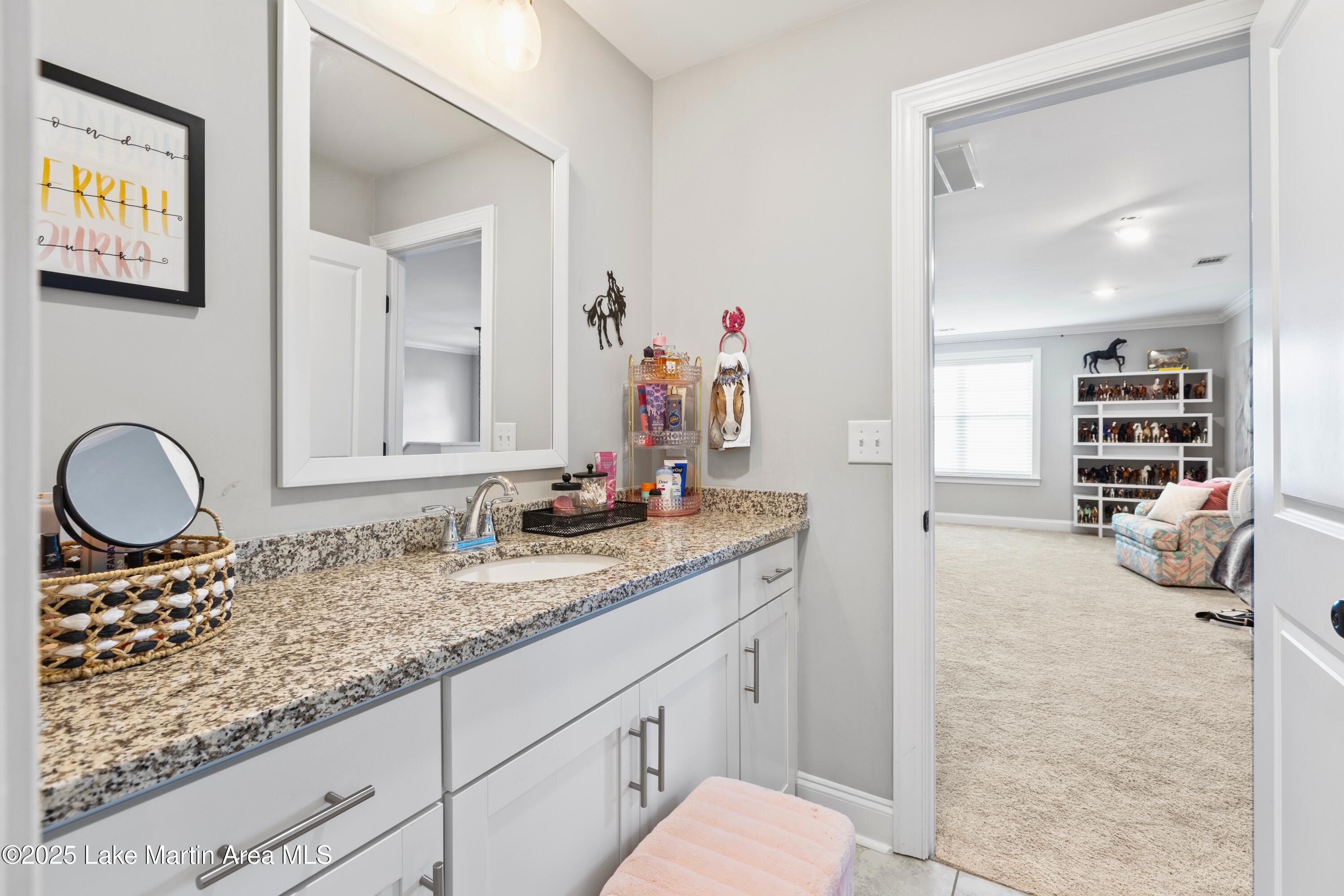 2409 Meadow Cove Road