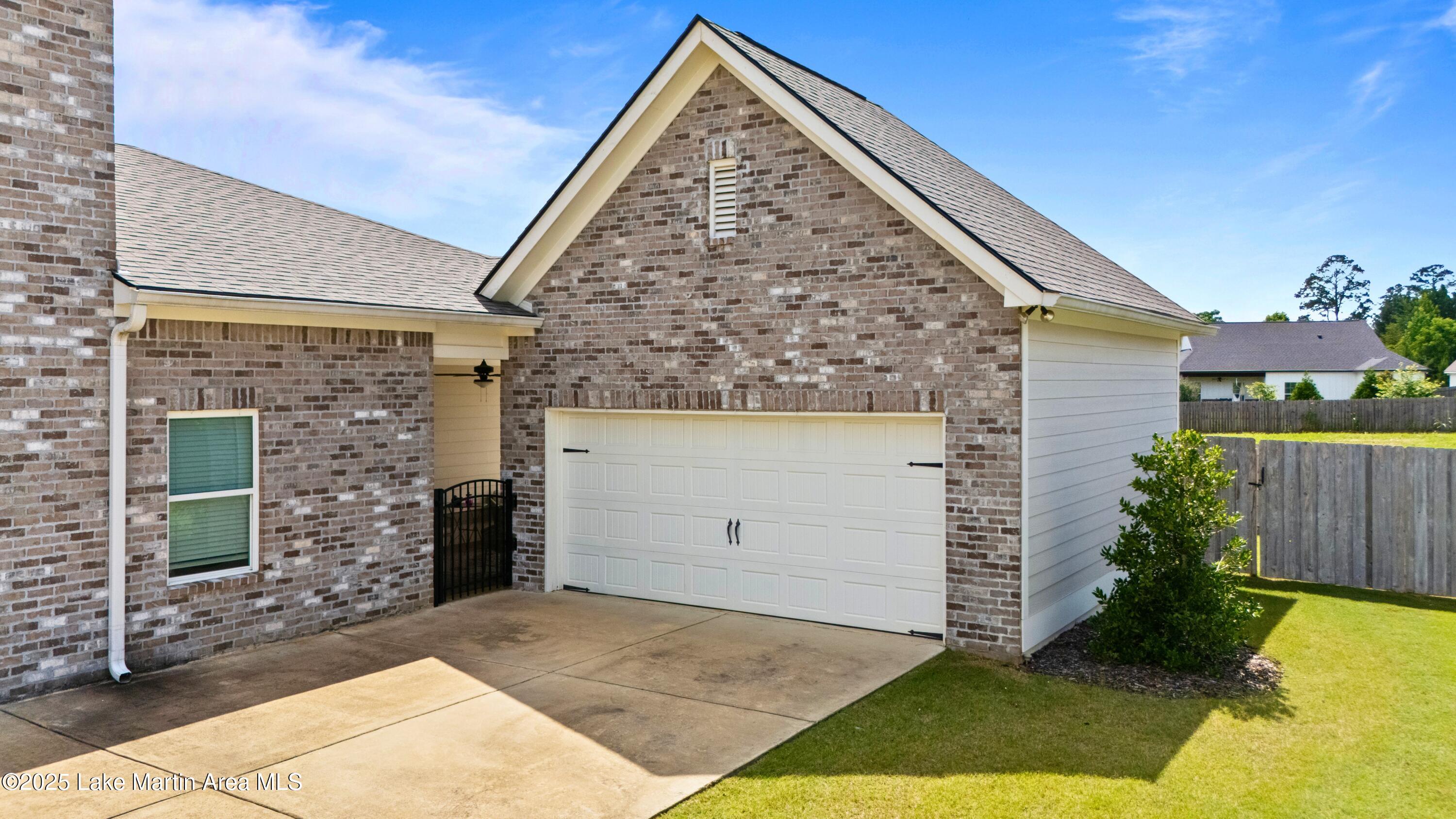 2409 Meadow Cove Road