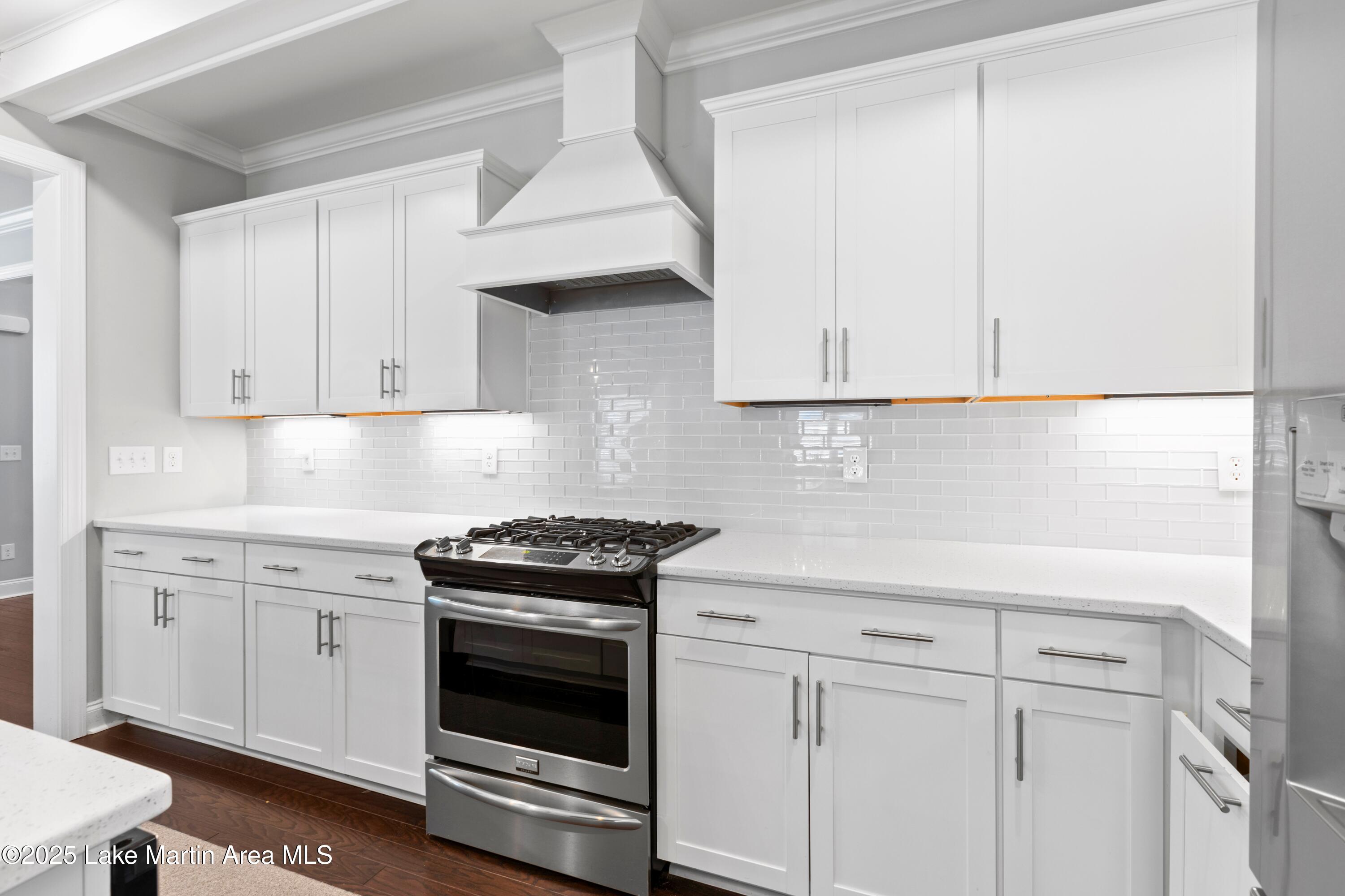 2409 Meadow Cove Road