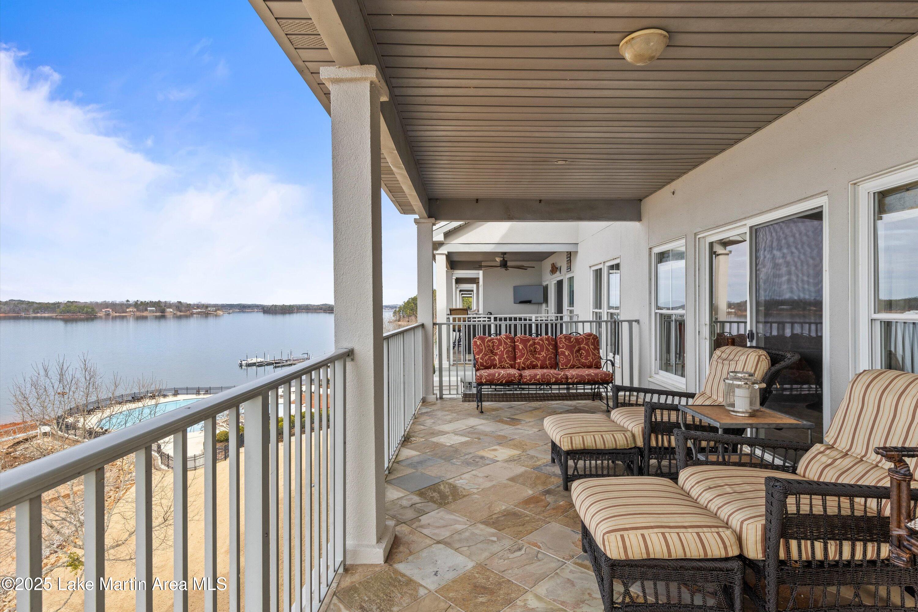 250 Crowne Pointe Rd Unit 306