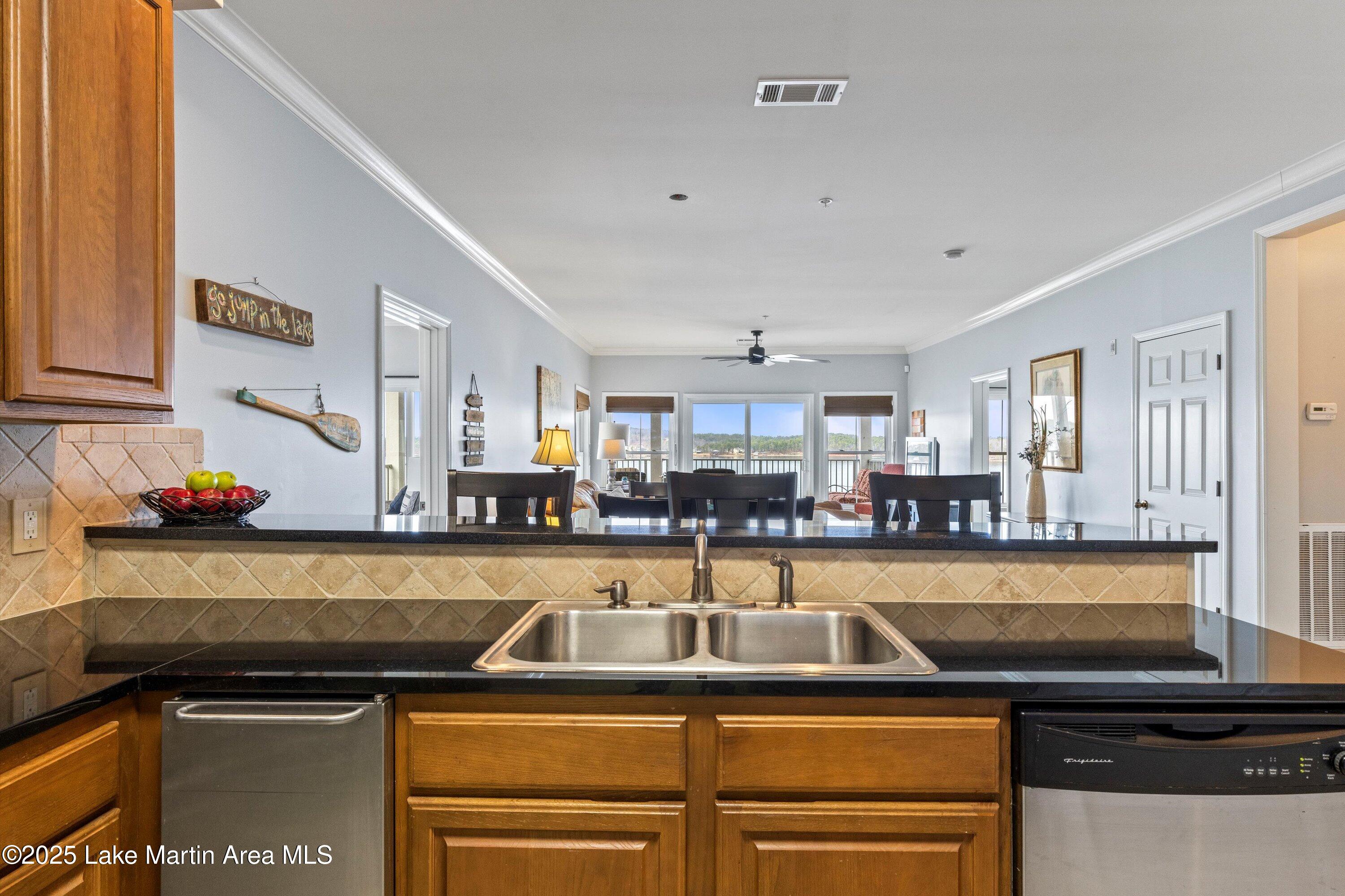 250 Crowne Pointe Rd Unit 306