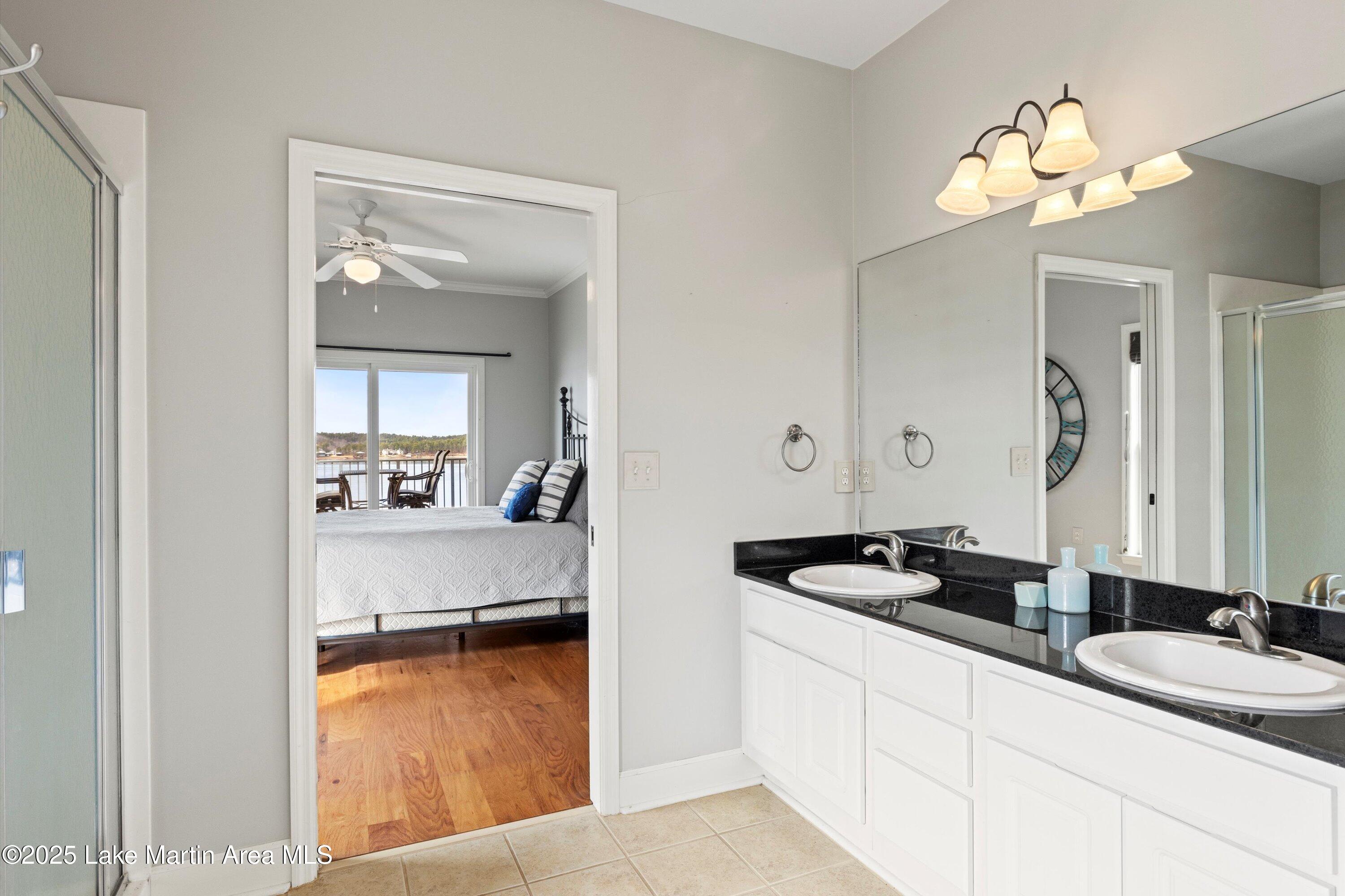 250 Crowne Pointe Rd Unit 306