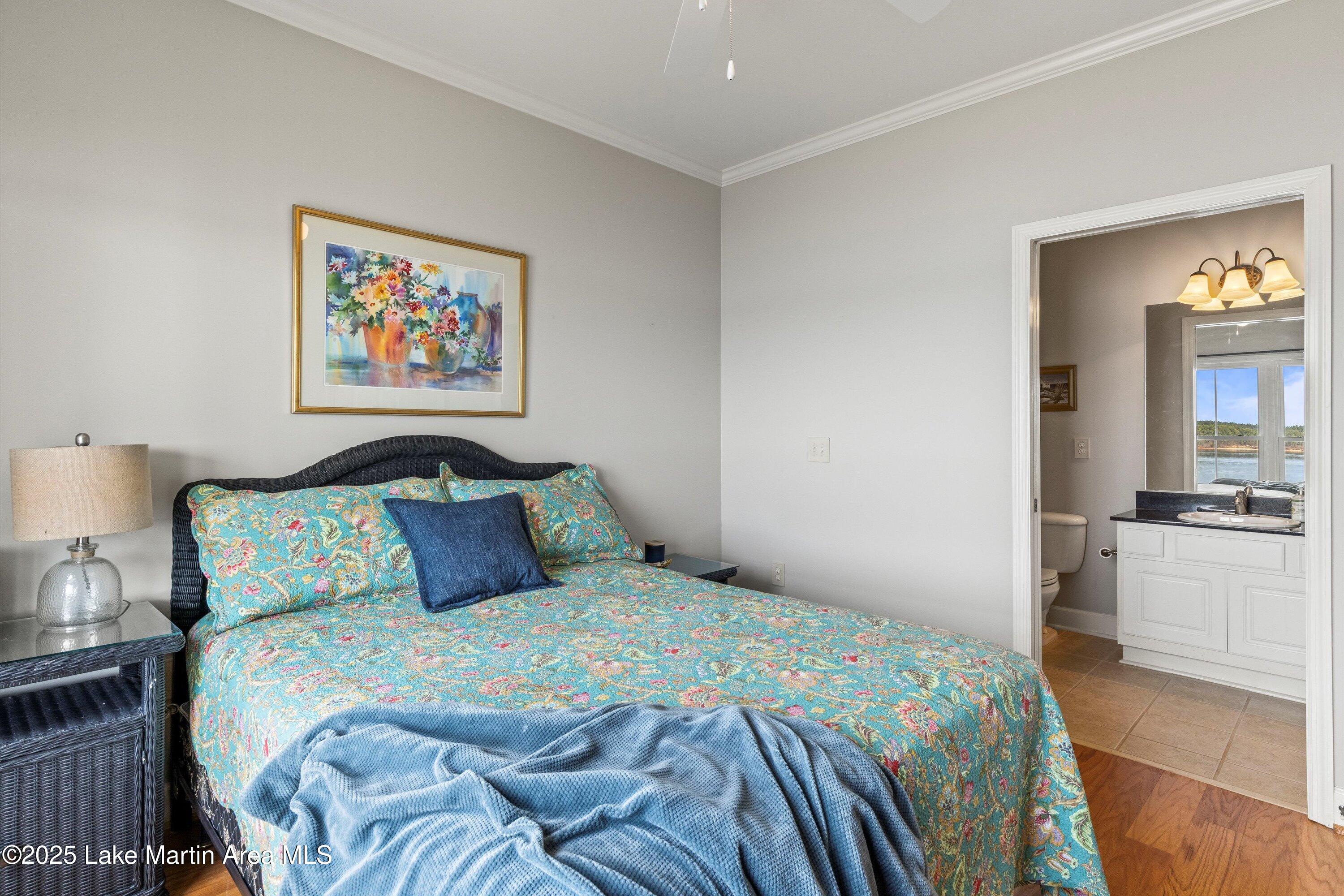 250 Crowne Pointe Rd Unit 306