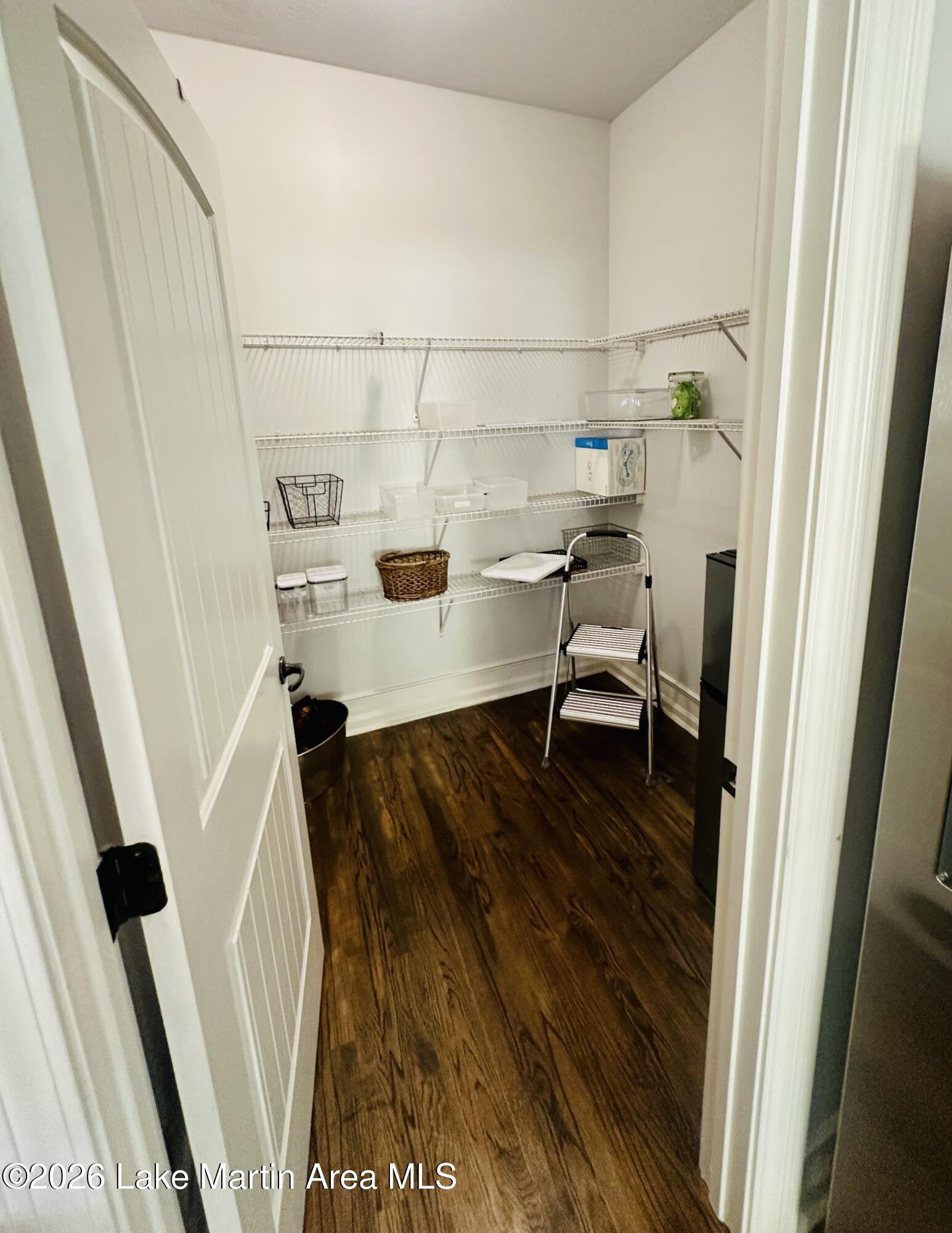 64 Stoneview Summit Crt